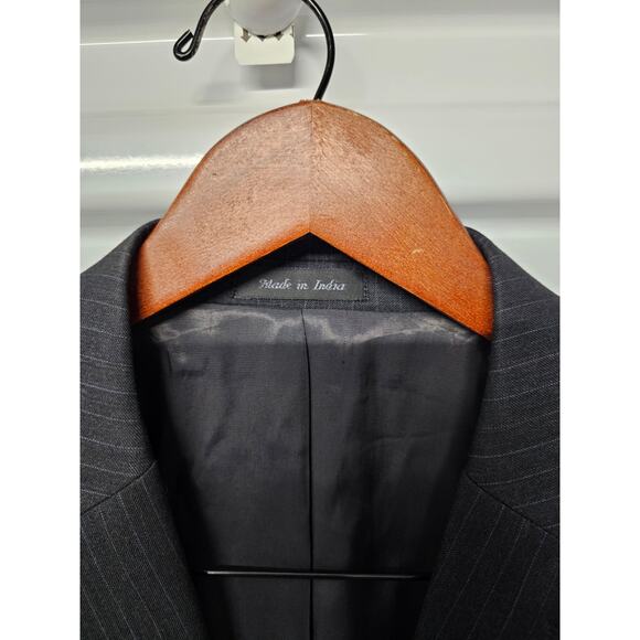 Ralph Lauren Men's 100% Wool Suit Jacket. Size 41S - Picture 3 of 7